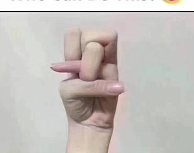 老外也注意到《中國扭手指風潮》你做得到這樣嗎？