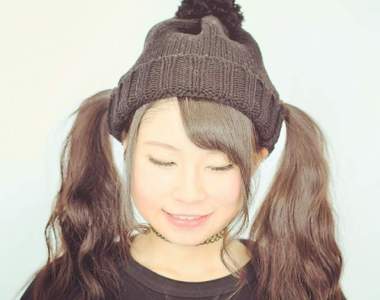 日本首創《雙馬尾專用毛帽》再也不用擔心綁好的頭髮被壓亂囉♪