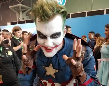 紐約動漫展《各種創意Cosplay大集合》看到不分男女老少一起玩最開心了✪ω✪