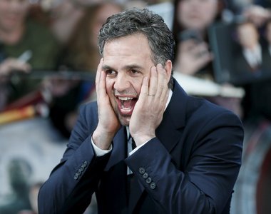 《雷神索爾3：諸神黃昏》首映 馬克魯法洛闖禍 電影中忘記關直播w