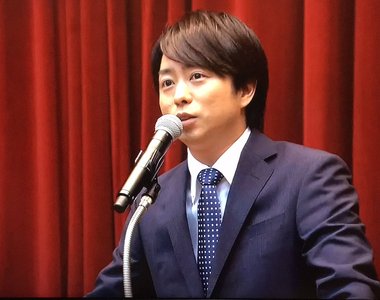 網友票選《最希望他從政的日本名人》支持度最高的又有誰呢?