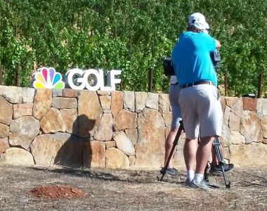 《難以置信的影子巧合》讓人忍不住多看一眼再確認