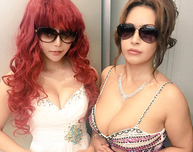 C92《Cosplay玩家Cos叶姊妹》乳量一致的也太還原(☉д⊙)