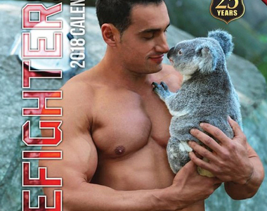 《澳洲消防隊員猛男月曆2018》今年的重點是裸上身拯救小動物(誤)