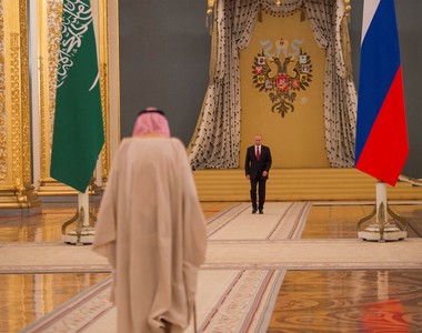 《普丁與阿拉伯國王見面》網友表示這是什麼BOSS見面的關卡嗎？