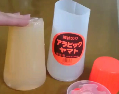 《乾掉的漿糊像布丁》ㄉㄨㄞㄉㄨㄞ好治癒啊(捏)