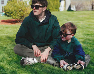 自己的照片自己穿越《跟過去的自己合照》這真的不是父子照唷ww