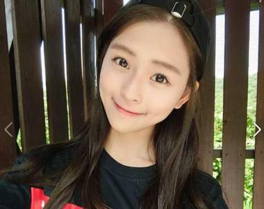 《超Juice姐姐吳季璇》百樂Juice up超級果汁筆廣告女主角