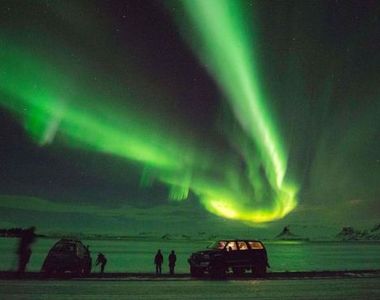 《冰島警察才有的煩惱》極光季車禍也變多了...