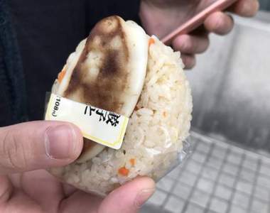推特話題《煎餃炒飯御飯糰》中華料理界兩大天王的夢幻組合ww