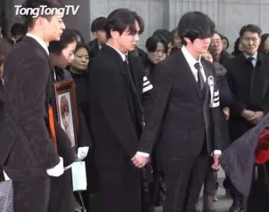 真的要把你送到另一個世界了...《鐘鉉今早舉行出殯儀式》SHINee團員擔任喪主
