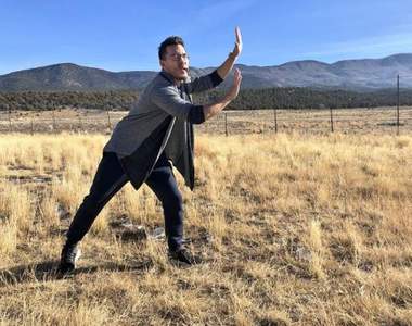 《網友主動要求幫忙PS照片》既然想被惡搞那就如你所願♥