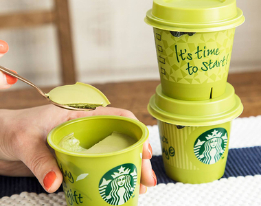 日本星巴克推出《迷你抹茶布丁杯》抹茶控快上啊～