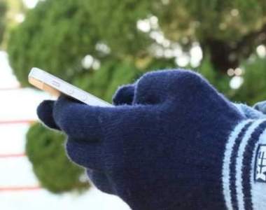 冬天超實用!零成本製作《可觸控手套》這招學起來就可以不畏天氣寒冷繼續當低頭族XD