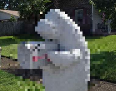 隔壁鄰居有一個《會Cosplay的海牛信箱》一睡醒就看到信箱變身了ww