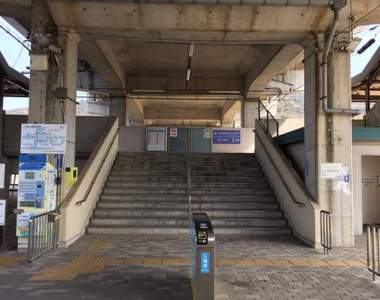 《毫無幹勁的驗票閘門》不能因為是無人車站就放棄驗票的工作啊~(誤)