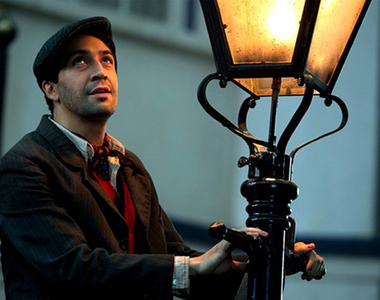 歡樂滿人間續集《瑪麗包萍回來了》LMM加入片場飾演點燈人