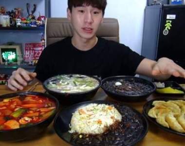 吃放秘密《韓國BJ分享拍片成本》其實在鏡頭前吃的不是食物是錢阿(´⊙ω⊙`)