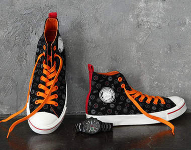 低調宅物《七龍珠吸睛帆布鞋》外加精緻聯名錶還不打發龜派氣功爽一下