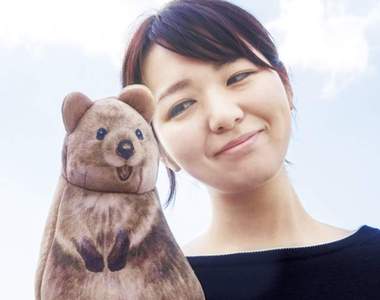 《可以跟短尾矮袋鼠自拍的收納包》隨時都能拍出全世界最可愛的笑容