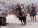 雷神索爾騎馬英姿《衝鋒戰火隊》特種部隊與阿富汗人連手對抗蓋達的故事 雷神索爾騎馬英姿《衝鋒戰火隊》特種部隊與阿富汗人連手對抗蓋達的故事