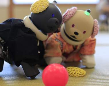 日本寺廟《為100隻Sony機械狗舉辦喪禮》誦經超渡它們的「靈魂」