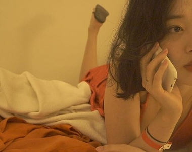 還想說好久沒更新《雪莉在聖誕節發自拍照》網友問：尺度變了？