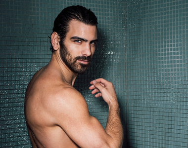 美國暖男超模《Nyle DiMarco性感照》女孩們讓眼睛吃糖時刻到了