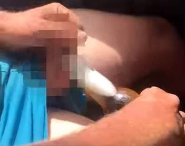 【閱覽注意】《把老二當開瓶器使用》整個畫面就是痛痛痛痛痛......