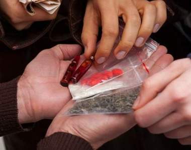 「麻」煩事件又一起《母親為兒子走私大麻》事情真相卻讓人忍不住想哭......