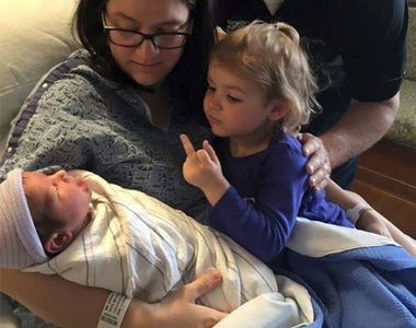 《孩子面對新生弟弟妹妹的反應》孩子就是這麼誠實ww