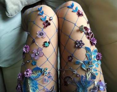 推特話題《花樣網襪》有如精靈一般的夢幻感覺～不能盯著久看就是惹...