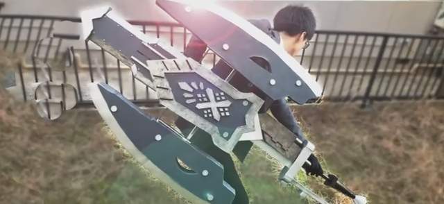 實做魔物獵人充能斧 電動變型注意不是電腦動畫喔xd