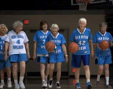 組成年紀80up《高齡女籃隊》打的不是球是生命