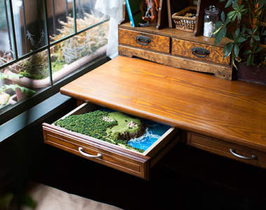 嚴禁私語《讀書專門咖啡廳》抽屜中藏著不同世界觀