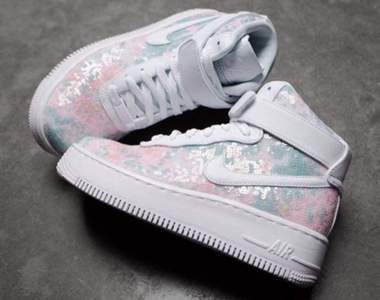 是真的《Nike推出灰姑娘的玻璃球鞋》猜猜看圓公主夢要花多少錢?