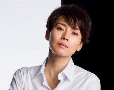 《中谷美紀》超短髮扮性別認同障礙者 東野圭吾推理小說《單戀》日劇化