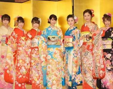 《迎接成人式的少女偶像》備受期待的20歲可愛新星們