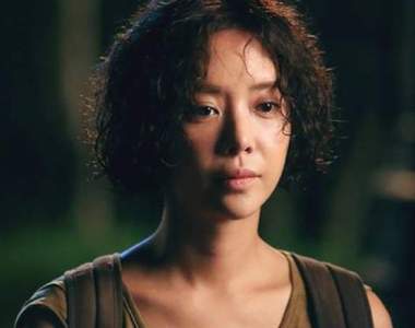 《下雨天時最怕遇到的狀況》頭髮剛整理好就變毛毛的.......