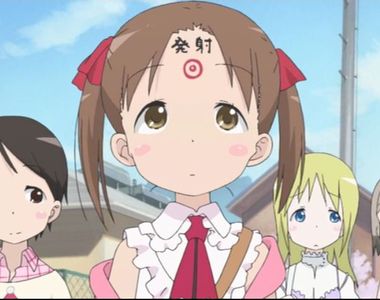 《漫畫家的日常實錄漫畫》路過的小女孩突然加快腳步跑走…