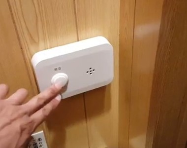 日本女廁擬音裝置《音姬》出現男版《音將軍》上廁所就像要出征ww