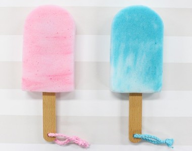 百元商店《冰棒海綿菜瓜布》充滿夏日風情的洗碗日記（誤）