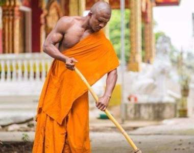 《史上最強僧侶》這個確定不是快打旋風的新角色嘛