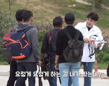 隱藏攝影機《路人請你幫忙開腳踏車鎖》結果PO主差點被圍剿....