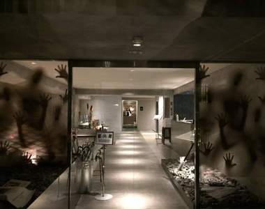 《飯店太認真佈置萬聖節的結果》請問現在取消住宿還來得及嗎...