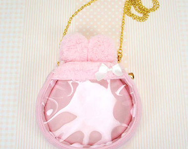 少女感十足《粉紅兔子痛包》光是拿著就充滿了少女心