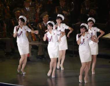 北韓最美女團《牡丹峰樂團》破壞尺度穿上短裙迷的北韓人好暈啊