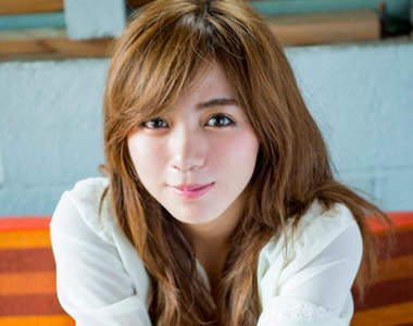 《自拍女神池田依來沙》誘人的完美演出以後要叫性感女神了吧