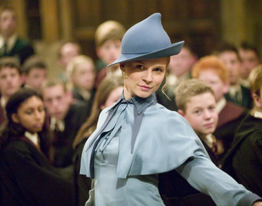 中國《海南航空制服像高級訂製》看起來更像魔法學校的制服吧？