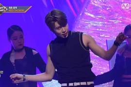 有人漸漸發現《泰民越來越像個妹子了》人家只是比較會扭而已辣(扭